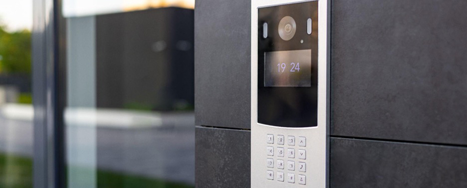 What Are The Different Options For Gate Access Controls?