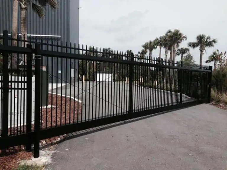 Commercial Fencing in Central Florida | Mossy Oak Fence
